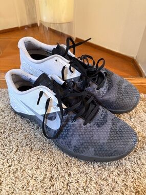 Nike Men's Training Shoes - Black & White Gradient